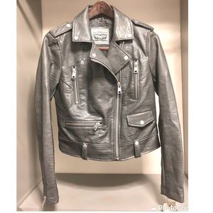 Levi’s Women’s Gray Faux Leather Asymmetrical Motorcycle Jacket-Small NWT